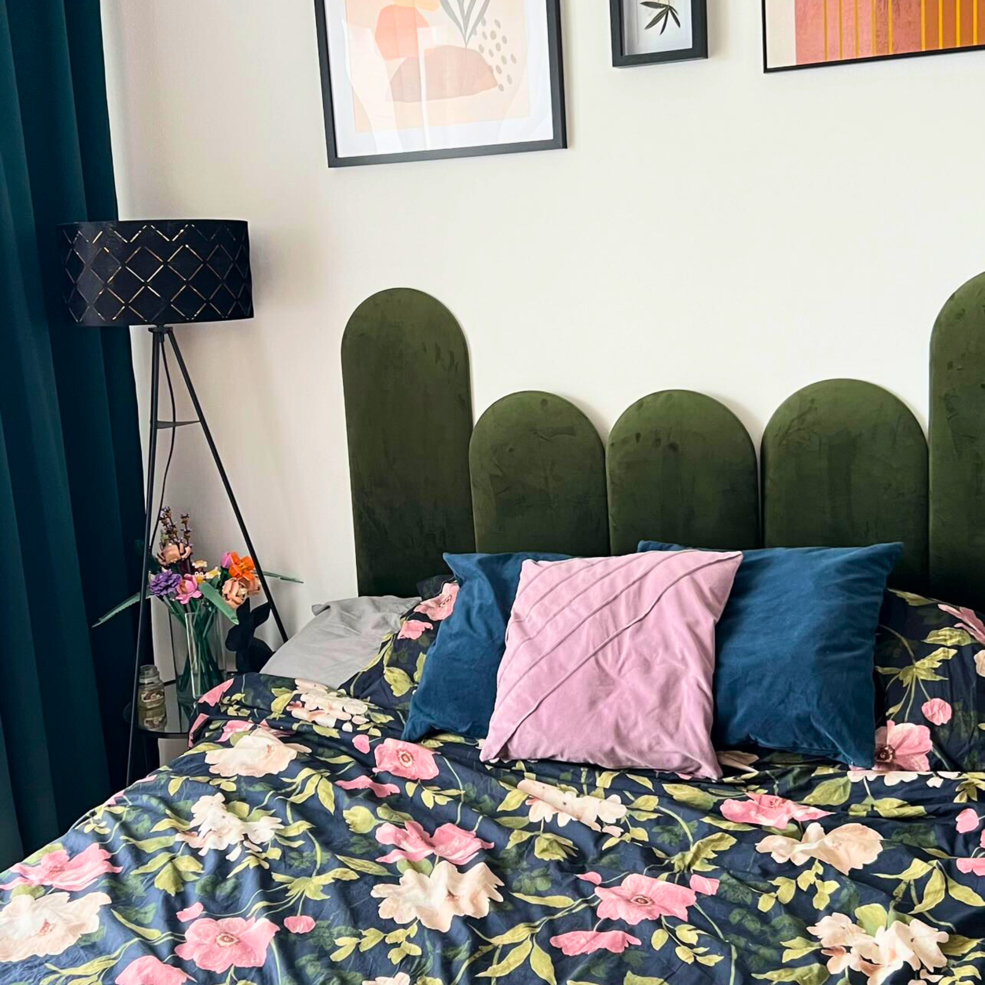 Čalúnený panel za posteľ